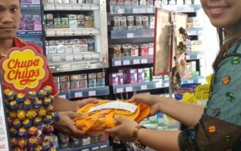 Sepaket cinta yang ingin tepat waktu